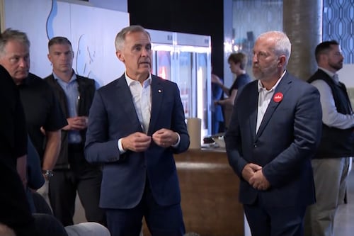 Chicoutimi-Le Fjord: Mark Carney visite un restaurant de la région