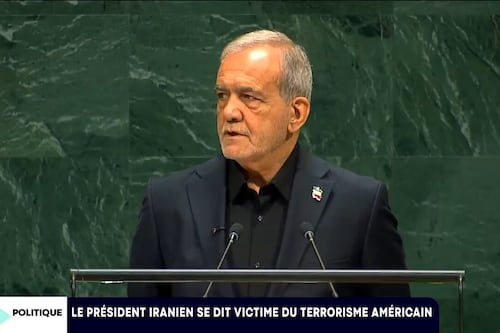 Le président iranien se dit victime du terrorisme américain