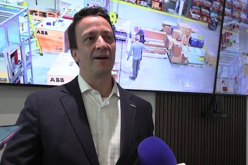 Une nouvelle usine d'appareillages électriques inaugurée à Chicoutimi