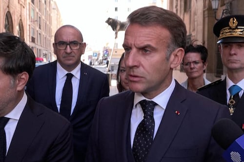Manifestations en France: les réseaux sociaux «des instruments de mobilisation du pire», selon Macron