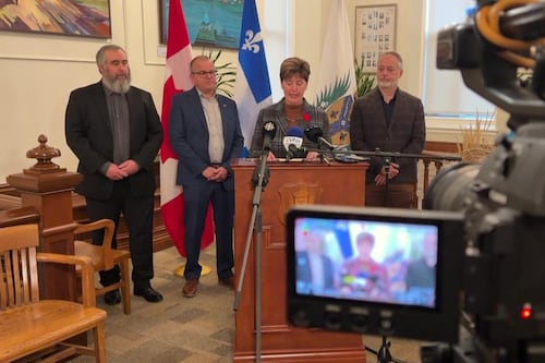 Centre de données à Sherbrooke: la mairesse Bibeau envisage un moratoire
